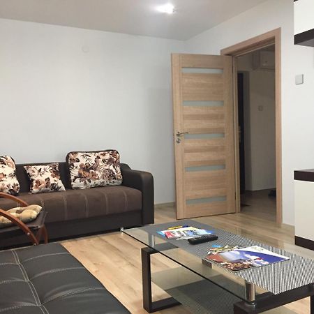 Apartament Myky Appartement Tulcea Buitenkant foto