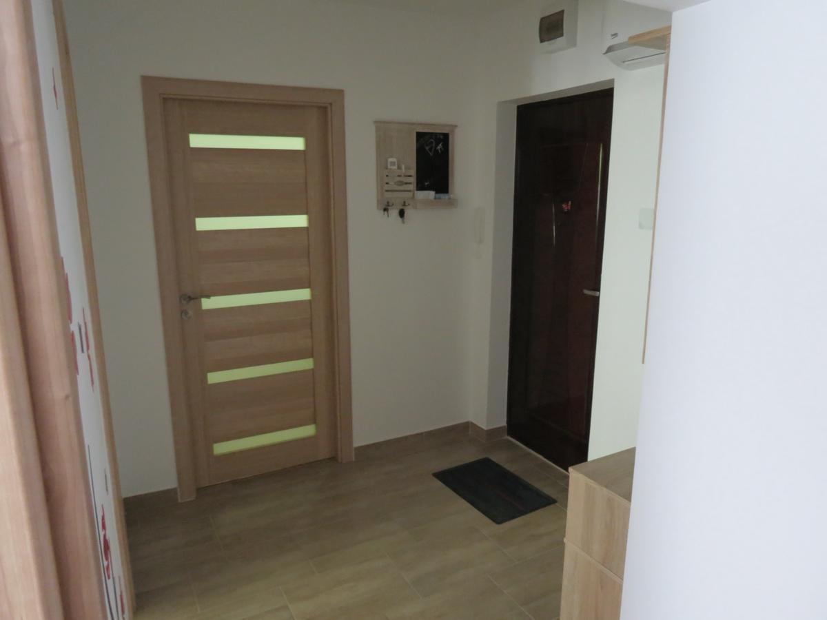 Apartament Myky Appartement Tulcea Buitenkant foto